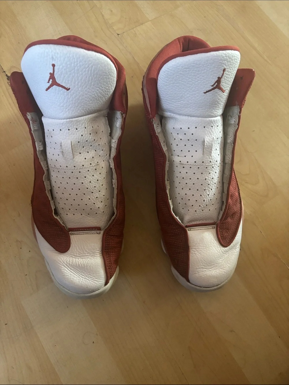 Jordan Low-Top Sneakers White and Red